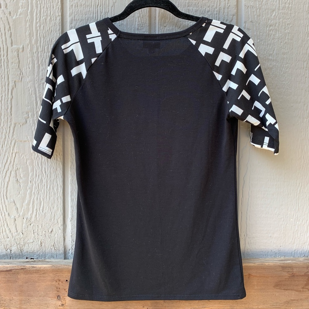 Lularoe Geometric Patterned Color Block T-Shirt - image 3